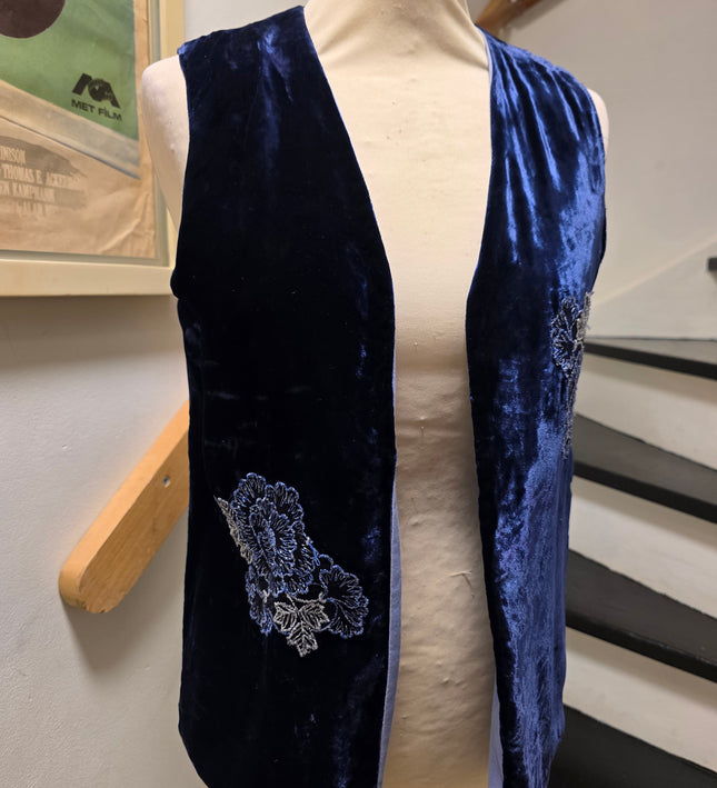 Velvet Gillet