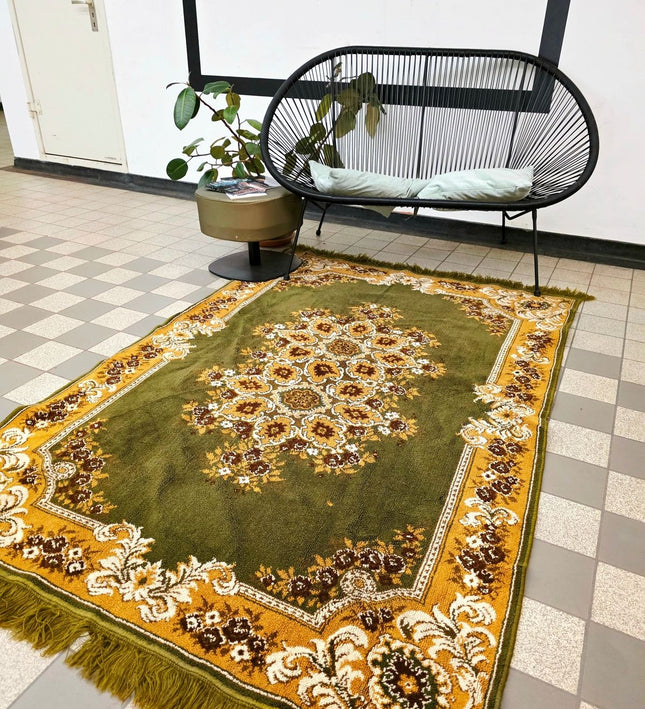 Rug