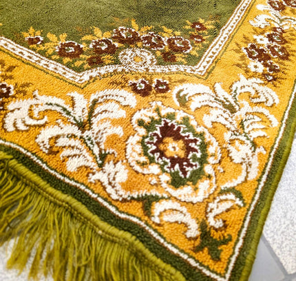 Rug