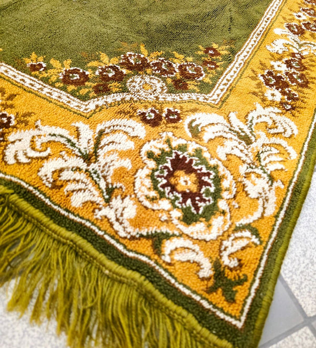 Rug