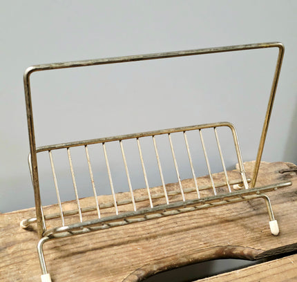 Magazine rack