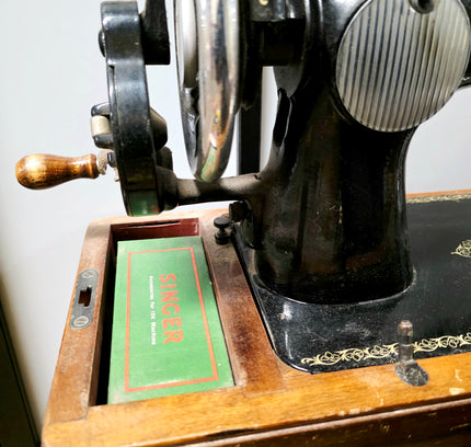Singer Sewing Machine