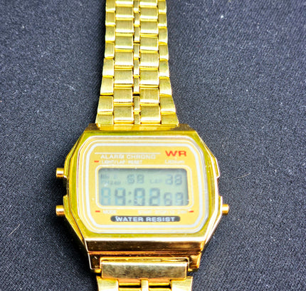 Retro Gold Digital Watch – Classic Vintage Stainless Steel Chronograph Wristwatch