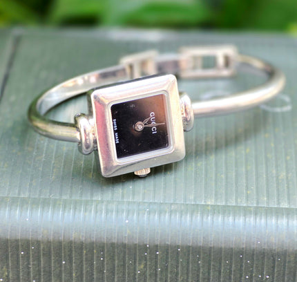 Vintage Gucci 1900L Stainless Steel Bangle Watch - Black Square Dial Luxury Cuff