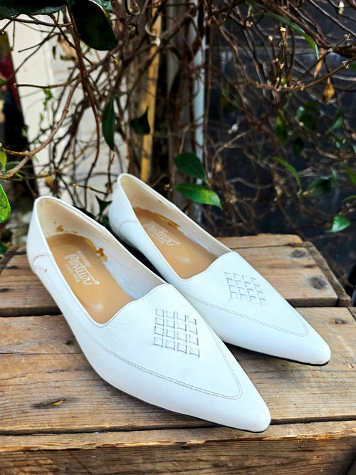 Vintage Pasteur White Leather Pointed Toe Low Wedge Pumps Shoes