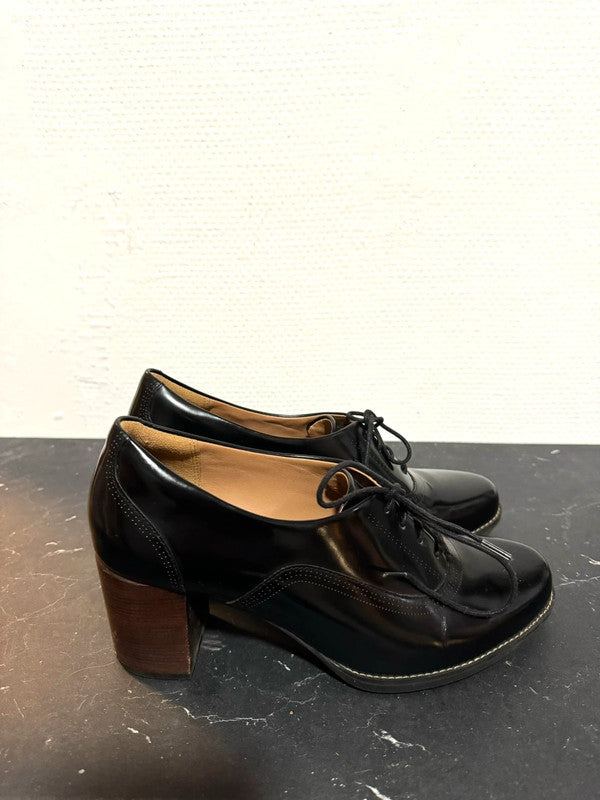 Clarks 20's Style Oxford Shoes