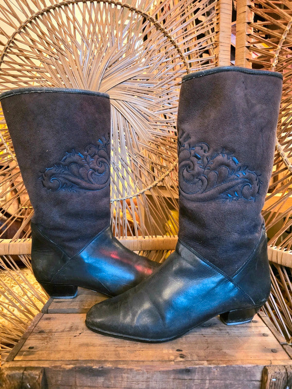 Vintage 80s Pull up Boots