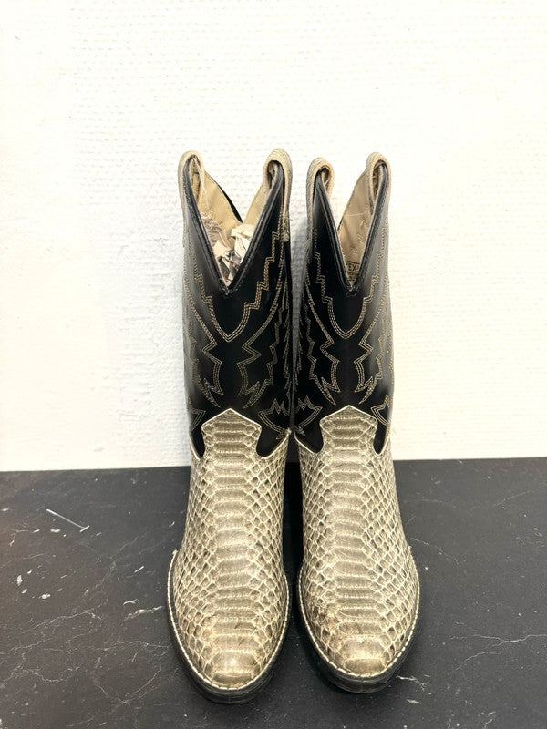 New Cowboy boots