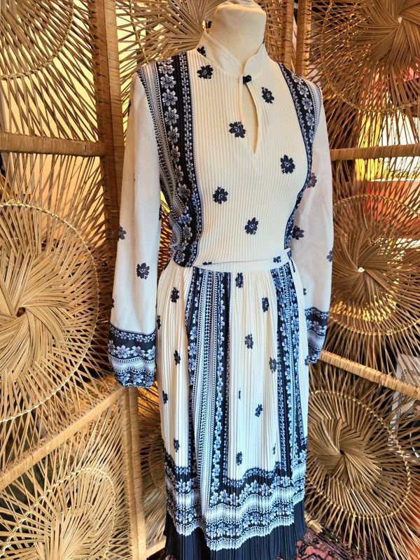Vintage 70's / 80's Dress