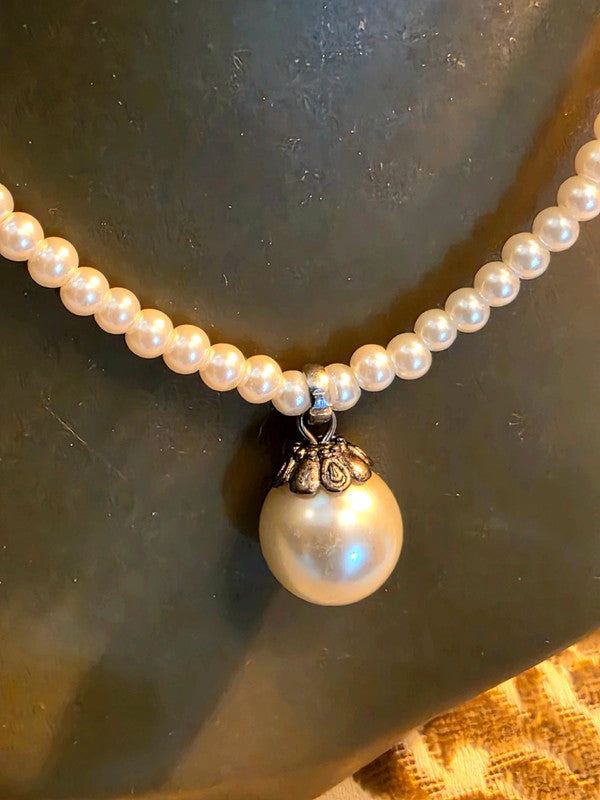 Vintage Faux Pearl Necklace