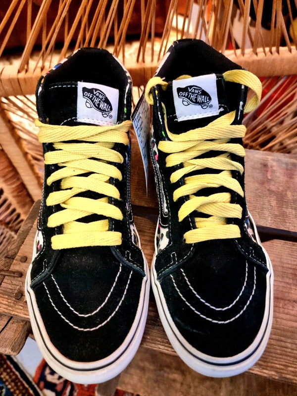 Vintage 90s Vans Off The Wall Unisex sneakers.