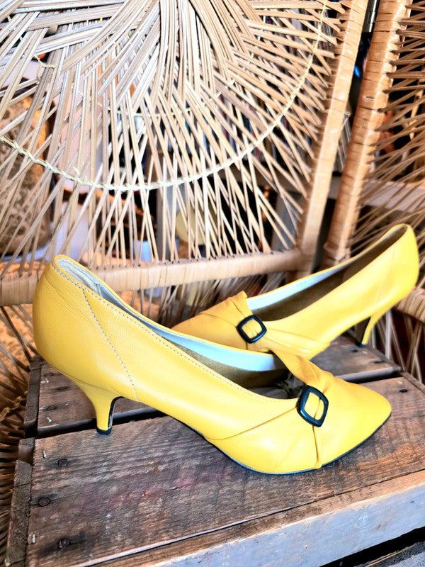 Vintage 80s Made in Italy Pointed Heel Shoes
