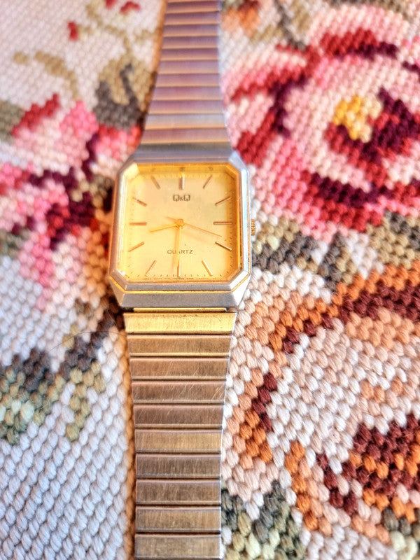 Vintage Q&Q Watch