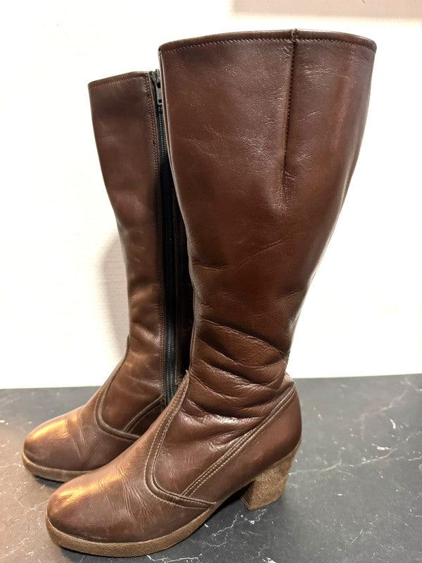 Vintage 70/80s knee high boots