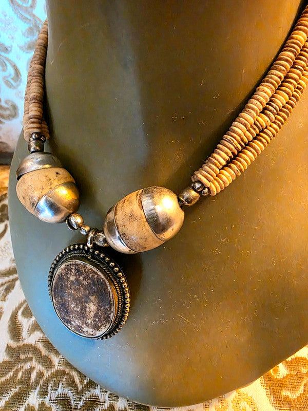Vintage 80's Wooden Necklace