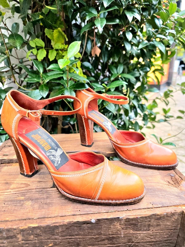 Vintage 80's / 90's Mayfair Shoes