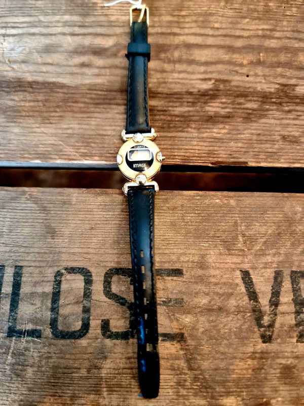 Vintage Image Quartz Watch