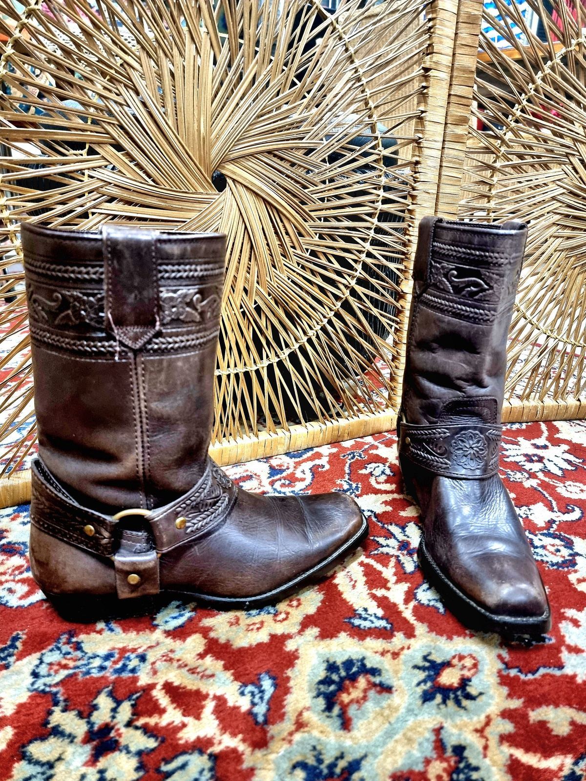 Vintage Leather Western Cowboy Boots