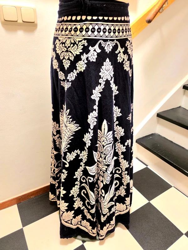 Vintage 80's / 90's Wrap Maxi Skirt