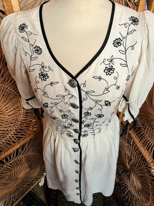 Vintage Traditional Dirndl Dress