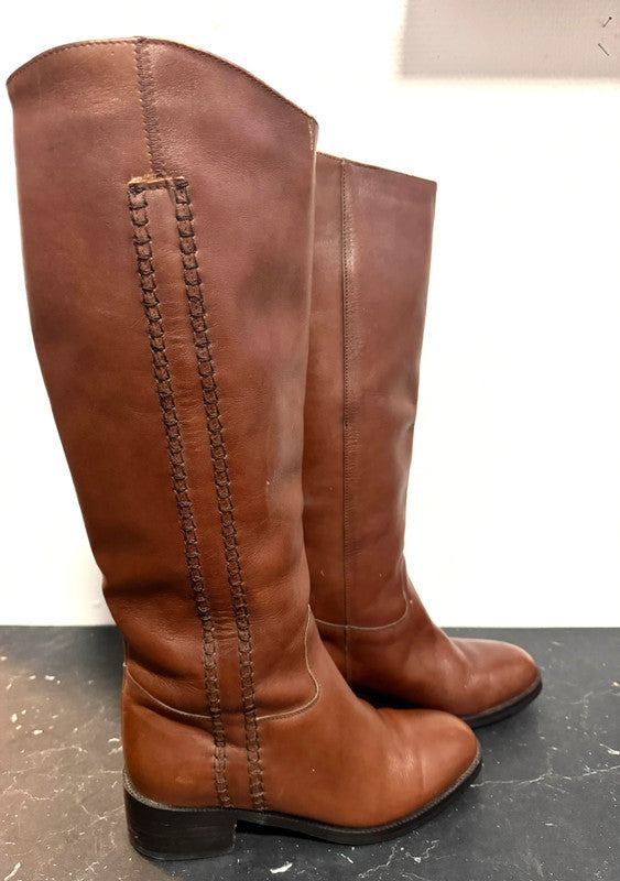 Vintage 80s pull up boots