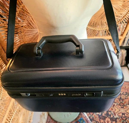 Vintage 70's Dario Beautycase