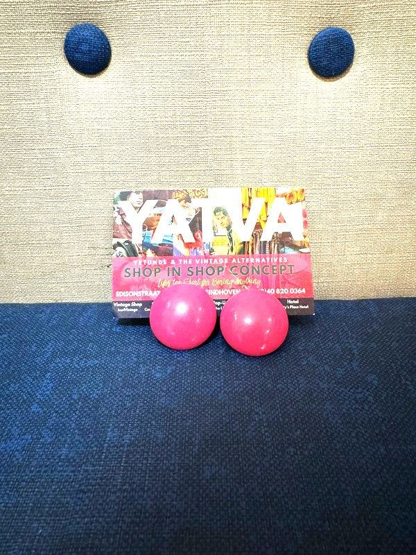 Vintage 80’s Clip-On Earrings