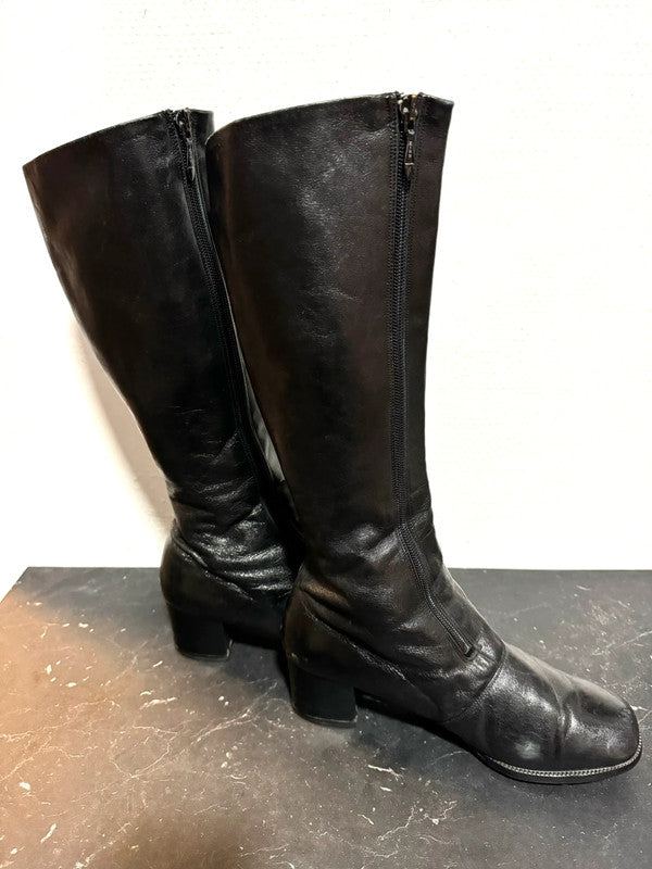 Vintage 80s zip up boots