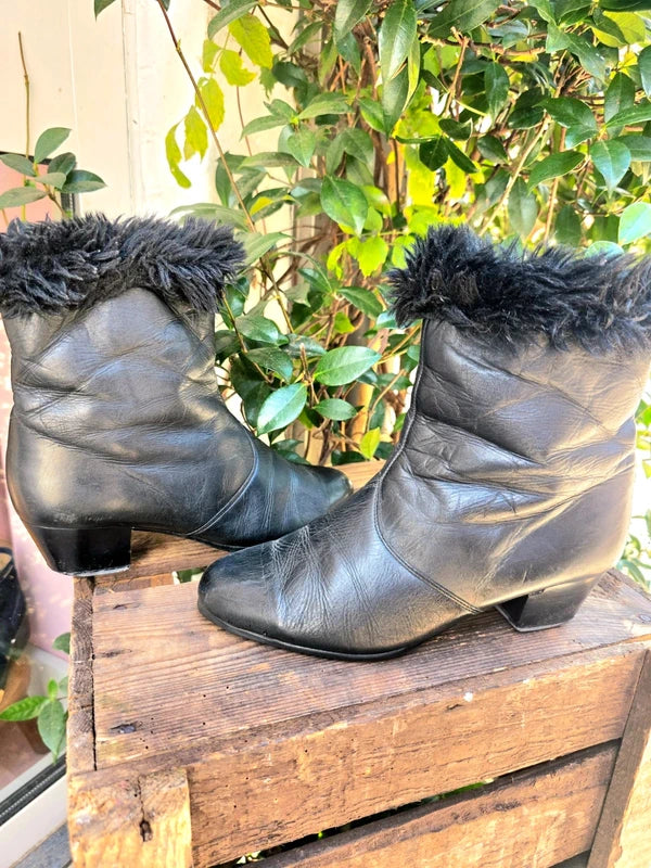 Vintage 80's Heeled Boots