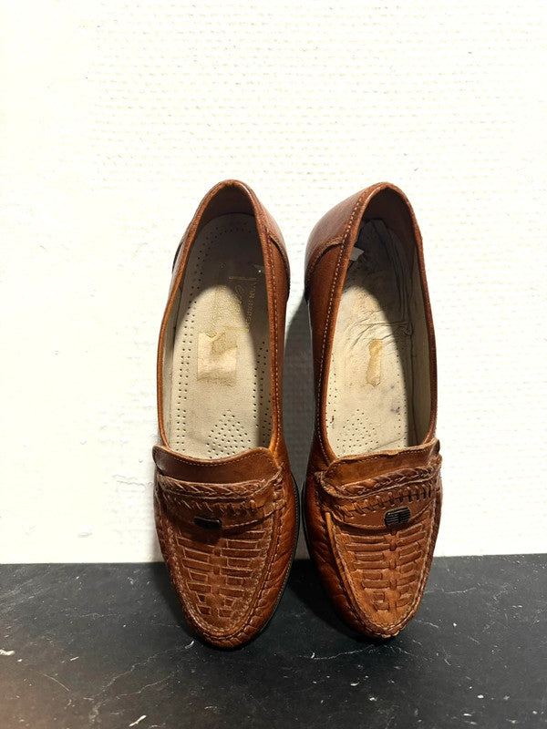 Vintage 80's Chestnut Woven Loafers Shoes