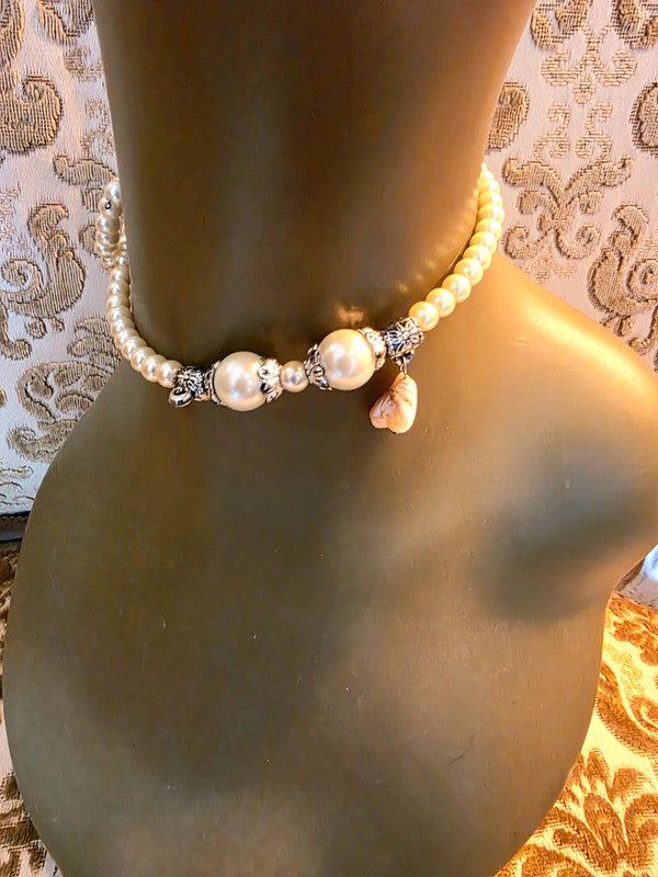 Vintage 80's Faux Pearl Bracelet/Choker