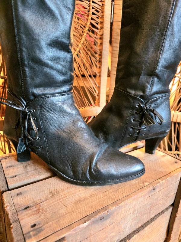 Vintage 80s Leather Pull up Boots