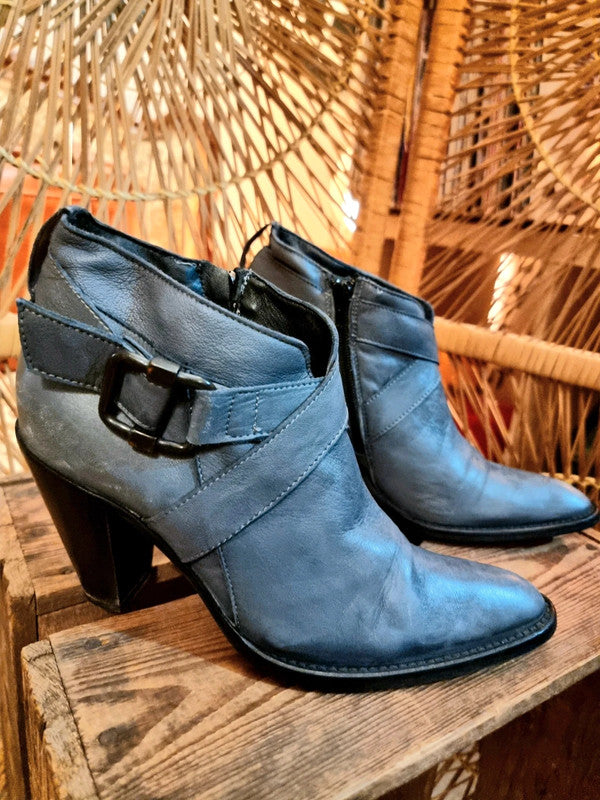 Vintage 80's Ankle Boots