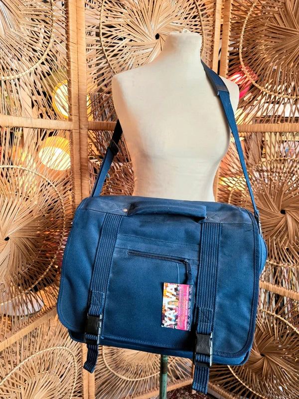 Vintage 90's Messenger Bag