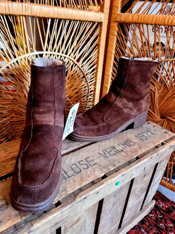 Vintage Bama Lams Sheepskin Shearling Ankle Boots