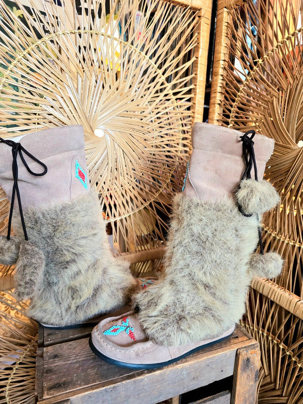 Eskimmo" boots by Steve Madden