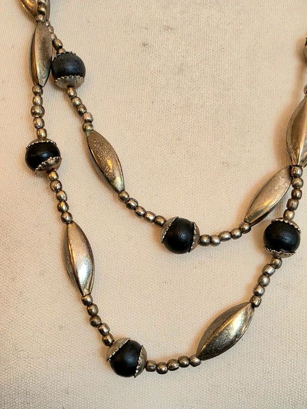 Vintage 70s Long Double chain Flapper Style Necklace