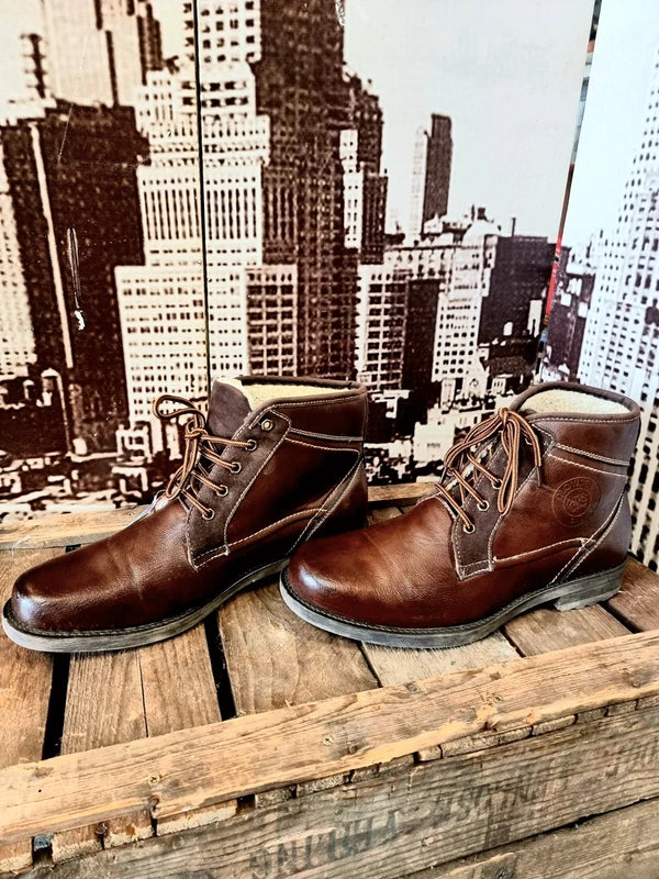 Vintage Clowse Leather Ankle Boots