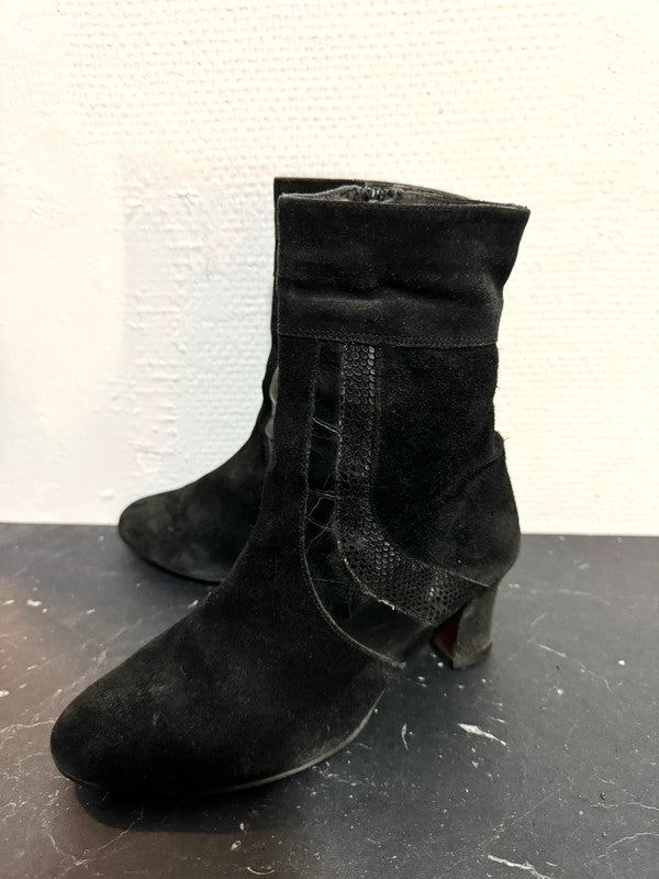 Vintage 80s Boots