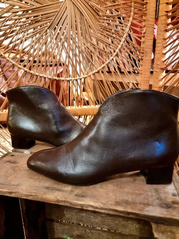 Vintage 80s Munro Teci Ankle boot