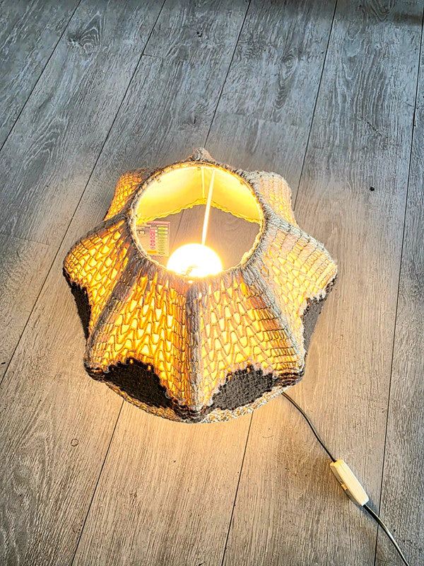 Vintage 70s Woven Boho Table Lamp -Tafellampen