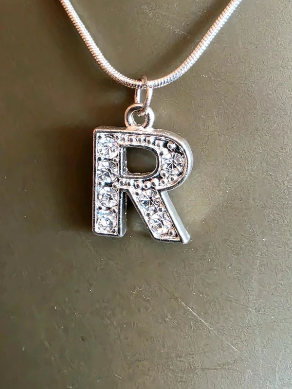 Vintage Y2K Initial R Necklace