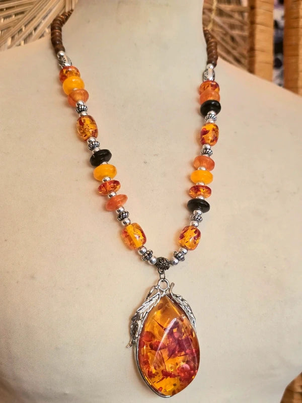Vintage 70's Amber Necklace
