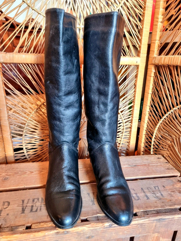 Vintage 80’s Leather Boots