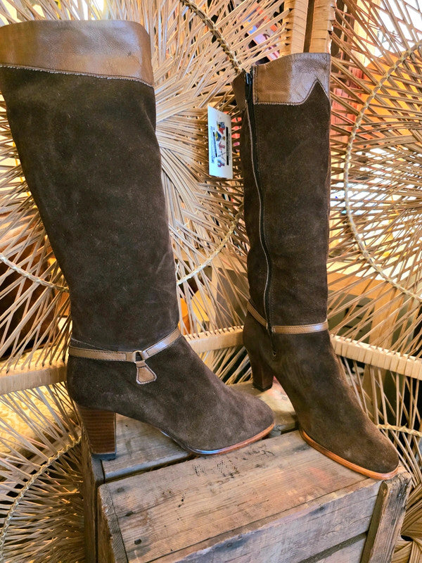 Vintage 70s / 80s Suede Boots