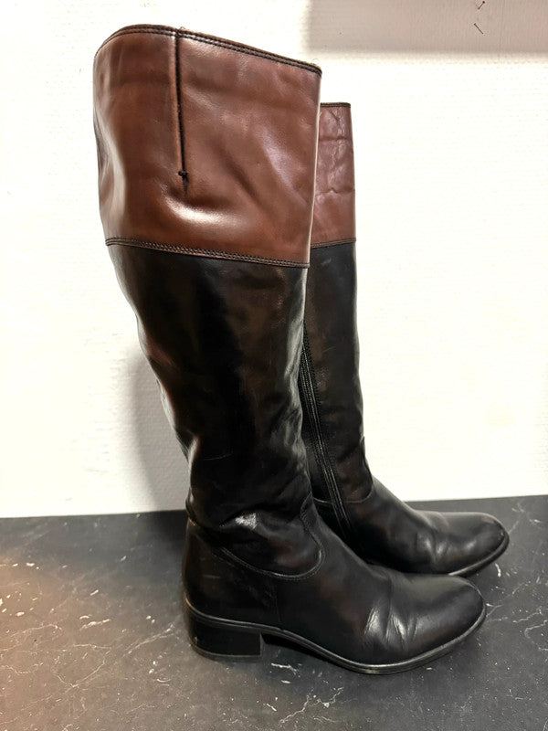 Vintage 80s Zip up boots