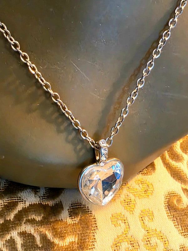 Vintage Heart Pendant Necklace
