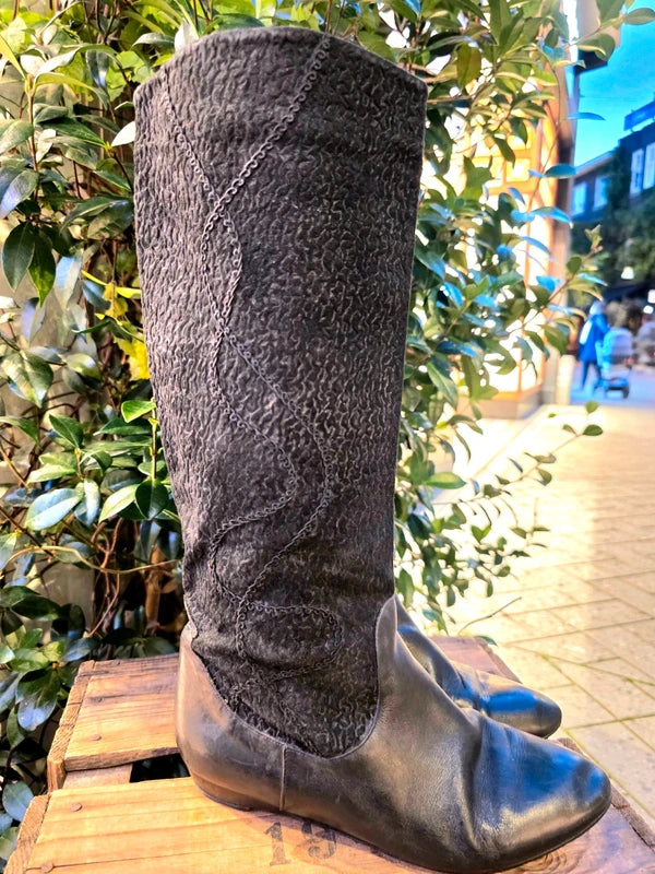 Vintage 80's Pull up Boots