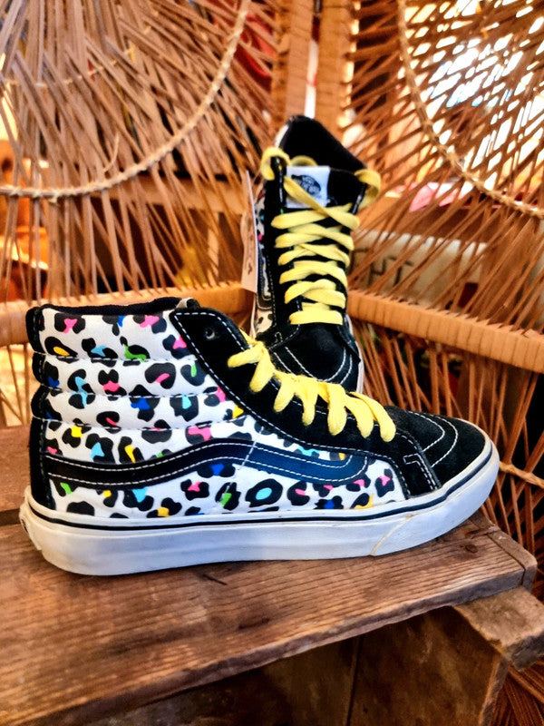 Vintage 90s Vans Off The Wall Unisex sneakers.
