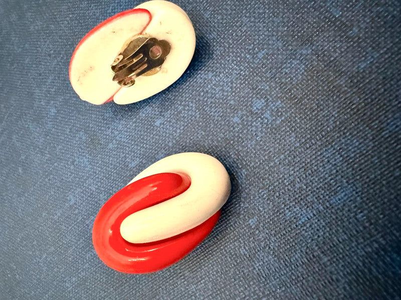 Vintage 80’s Clip-On Earrings